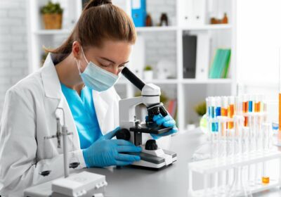 -رسمی-آزمایشگاه-تشخیص-طبی