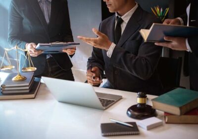 -توقیف-سند-ملکی-در-دعاوی-مالی-و-حقوقی